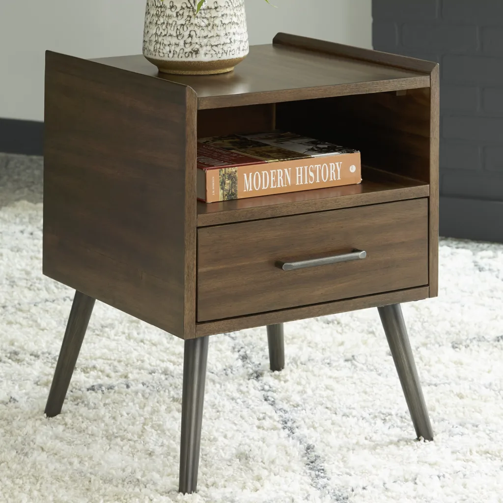 Calmoni End Table United Furniture